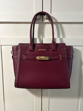 Burgundy Women's 15.6 Inch Padded Laptop Tote, Multi Pocket Computer Bag